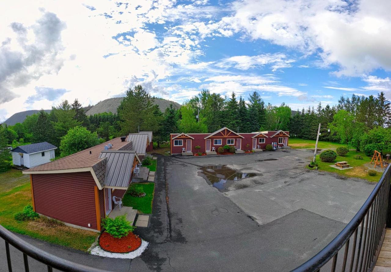 Motel Au Vieux Frontenac Тетфор Мин Экстерьер фото