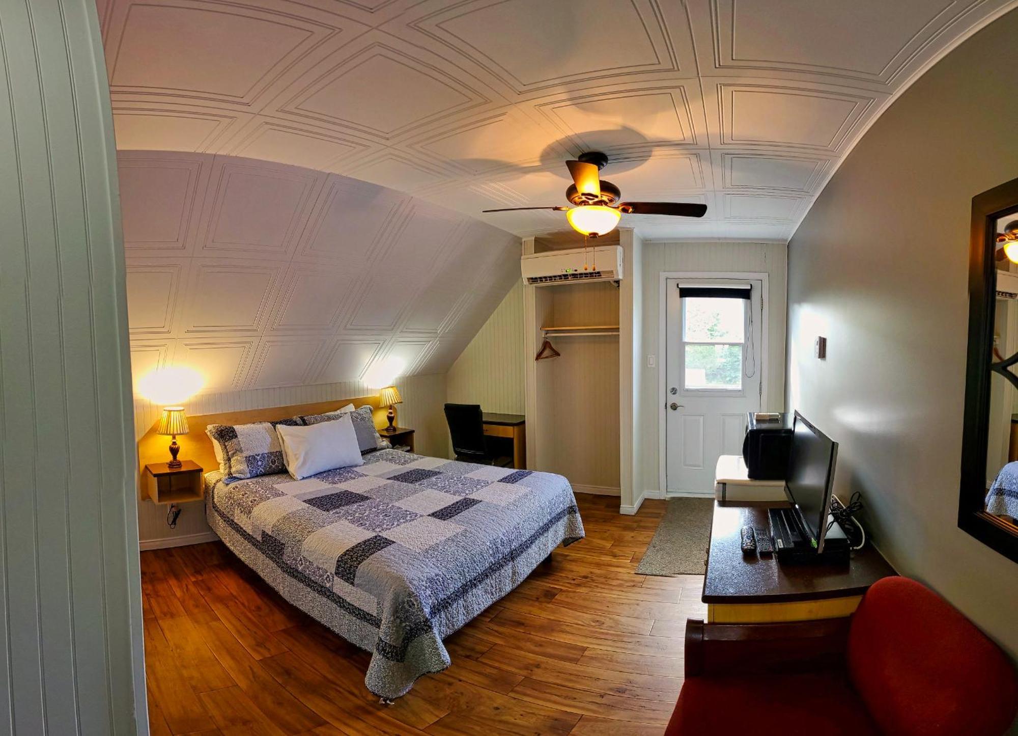 Motel Au Vieux Frontenac Тетфор Мин Экстерьер фото